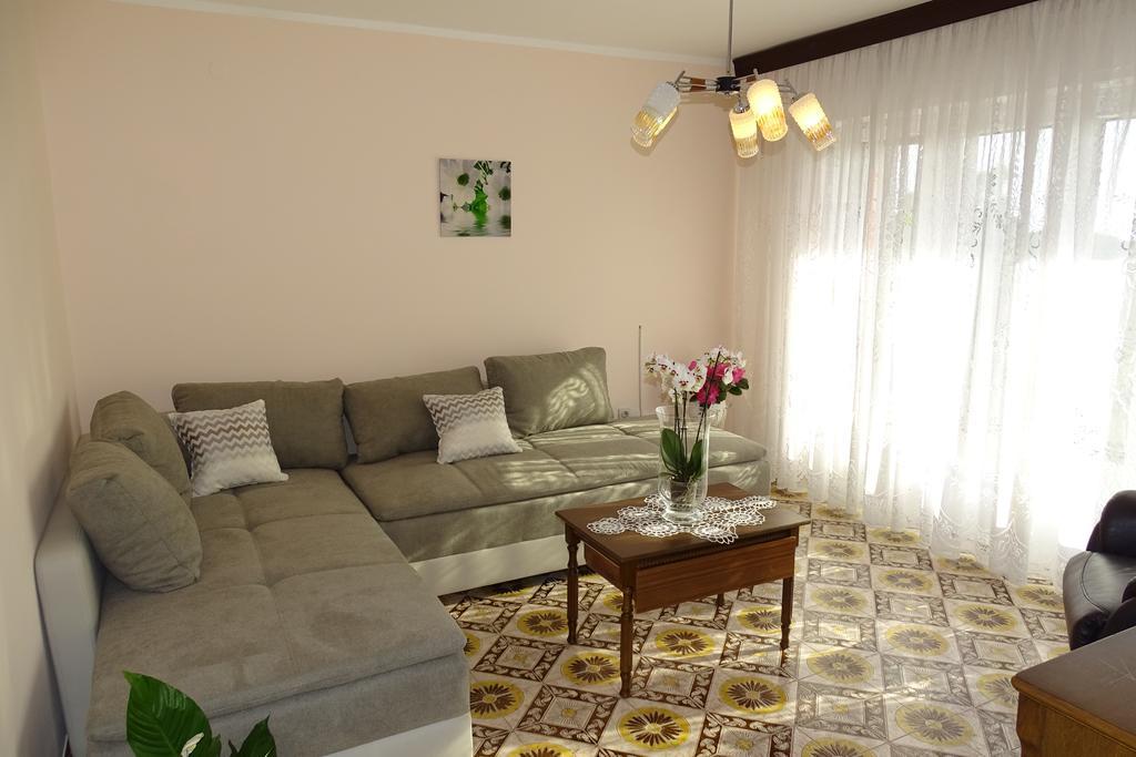 Apartment Parenzana Bibali 65 A 52460-Buje Luaran gambar