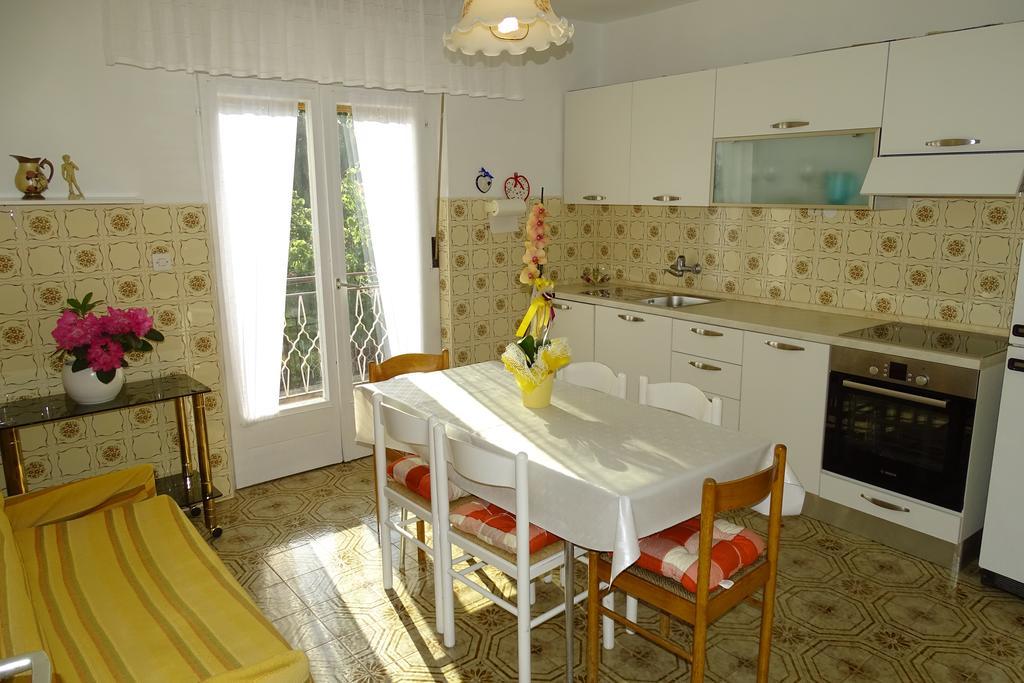 Apartment Parenzana Bibali 65 A 52460-Buje Luaran gambar