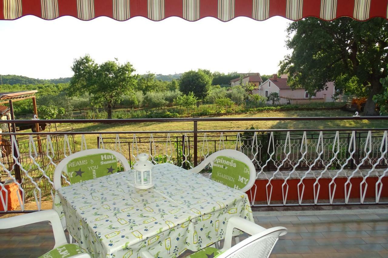 Apartment Parenzana Bibali 65 A 52460-Buje Luaran gambar