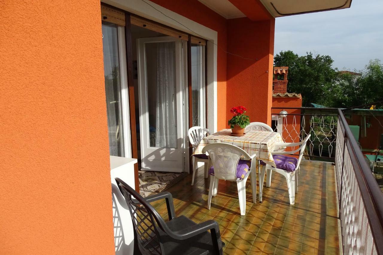 Apartment Parenzana Bibali 65 A 52460-Buje Luaran gambar